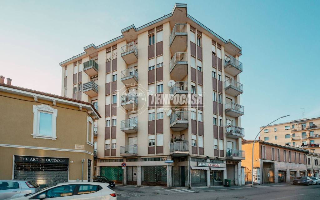appartamento in vendita a Vigevano in zona Fogliano