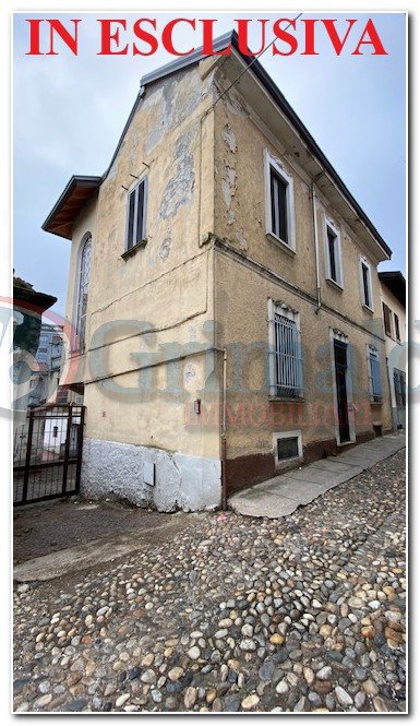 casa indipendente in vendita a Vigevano