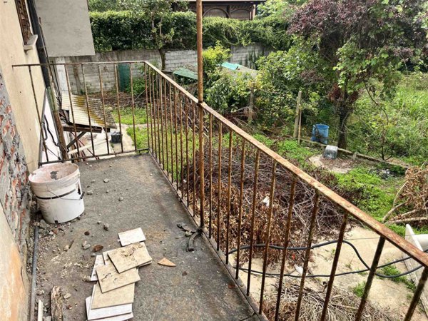 casa indipendente in vendita a Vigevano