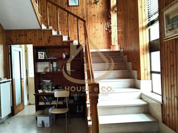 casa indipendente in vendita a Vigevano