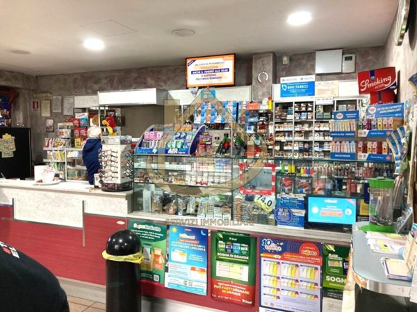 negozio in vendita a Vigevano