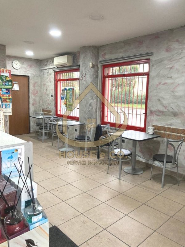 negozio in vendita a Vigevano