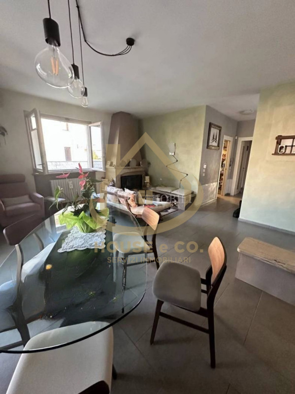 casa indipendente in vendita a Vigevano