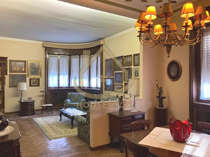 casa indipendente in vendita a Vigevano
