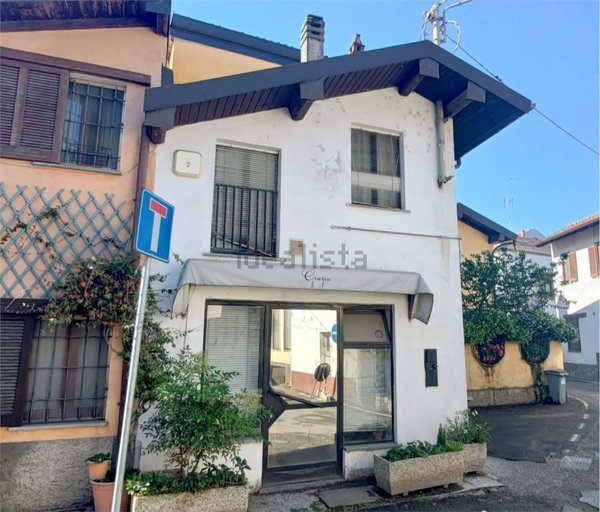 ufficio in vendita a Vigevano in zona Piccolini