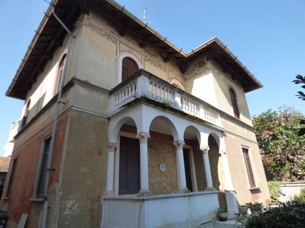 casa indipendente in vendita a Vigevano