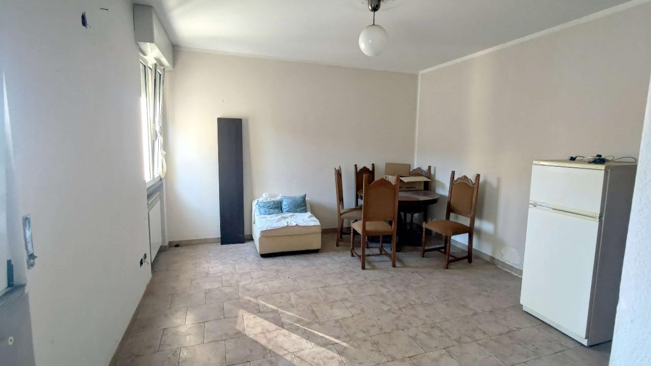 appartamento in vendita a Vigevano in zona Piccolini