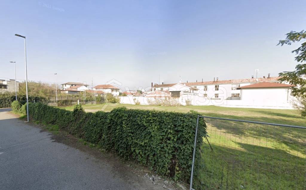 terreno agricolo in vendita a Vigevano in zona Sforzesca