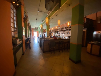 negozio in vendita a Vigevano