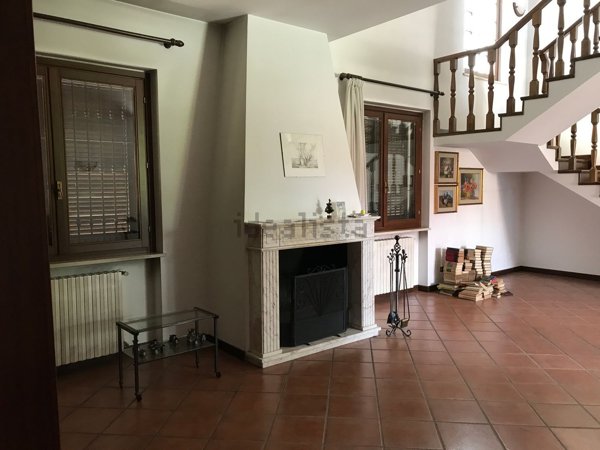 casa indipendente in vendita a Vigevano