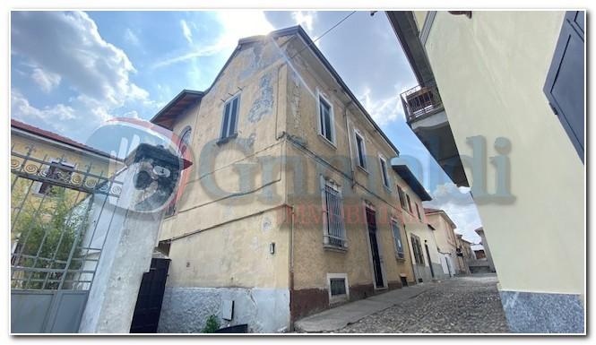 casa indipendente in vendita a Vigevano