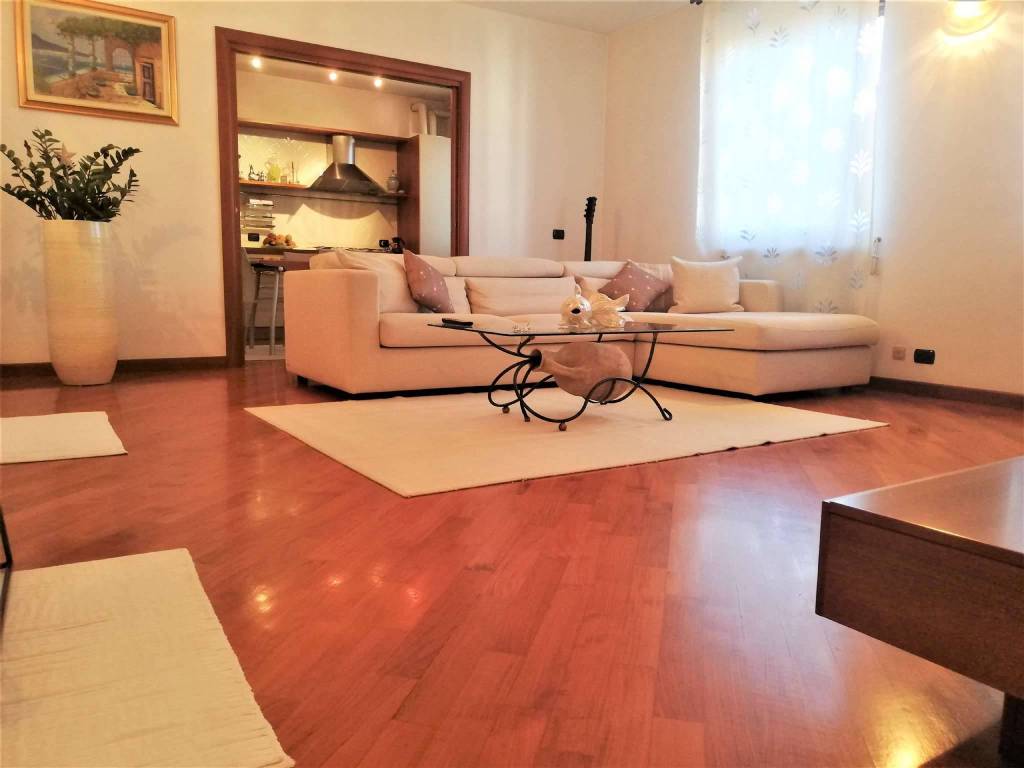 appartamento in vendita a Vigevano