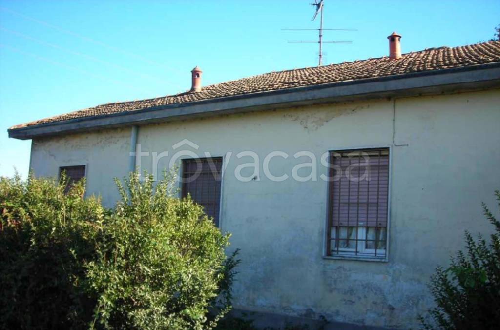 casa indipendente in vendita a Vigevano