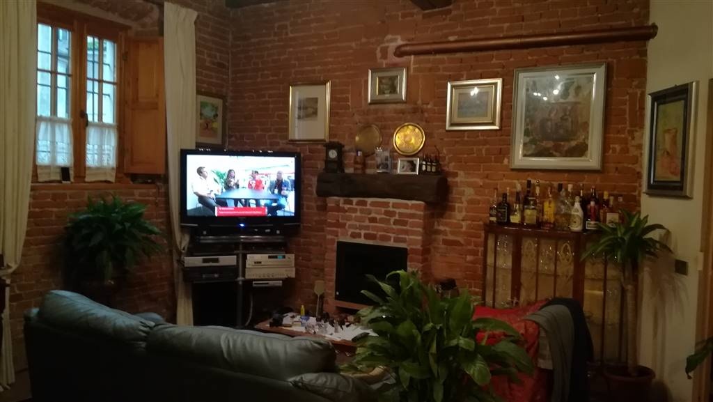 appartamento in vendita a Vigevano in zona Sforzesca