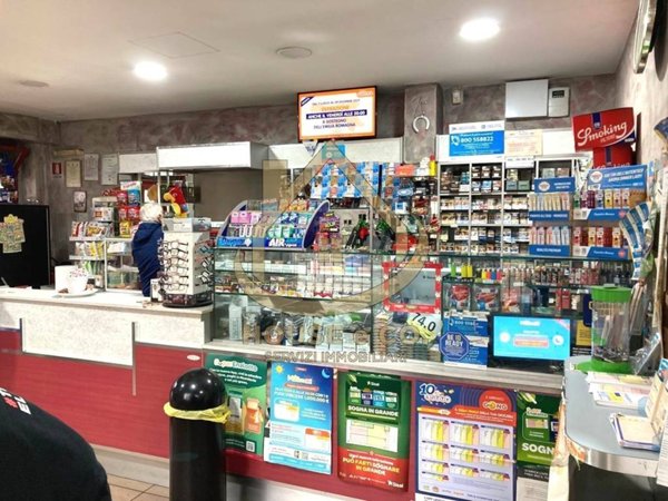 negozio in vendita a Vigevano