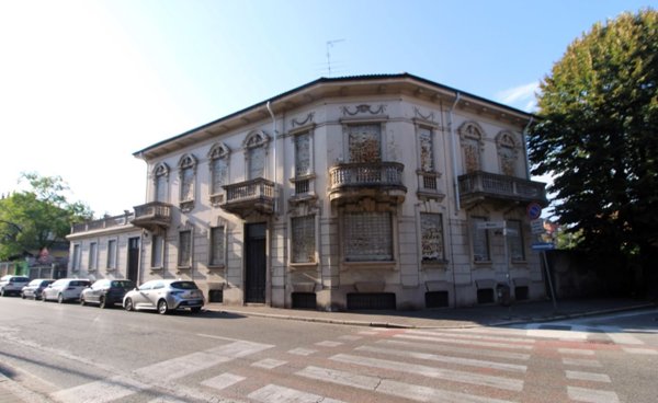 casa indipendente in vendita a Vigevano