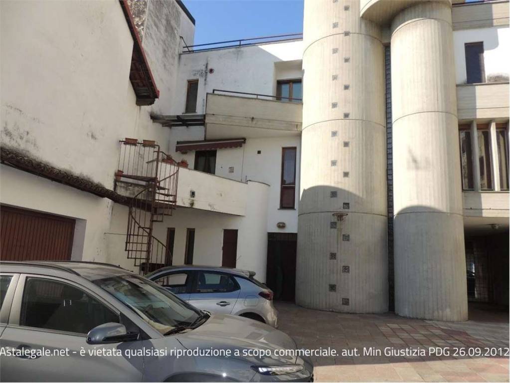casa indipendente in vendita a Vigevano