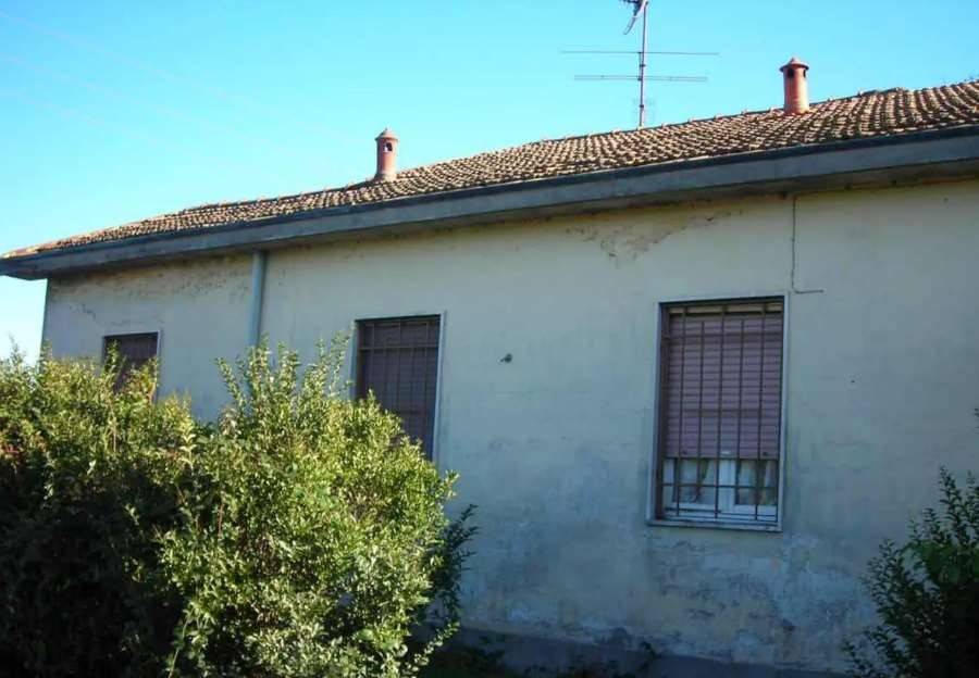 casa indipendente in vendita a Vigevano