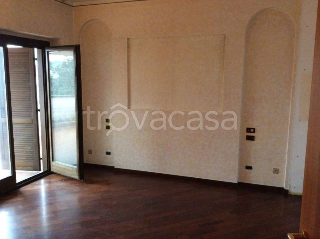 casa indipendente in vendita a Vigevano