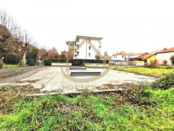 terreno edificabile in vendita a Vigevano
