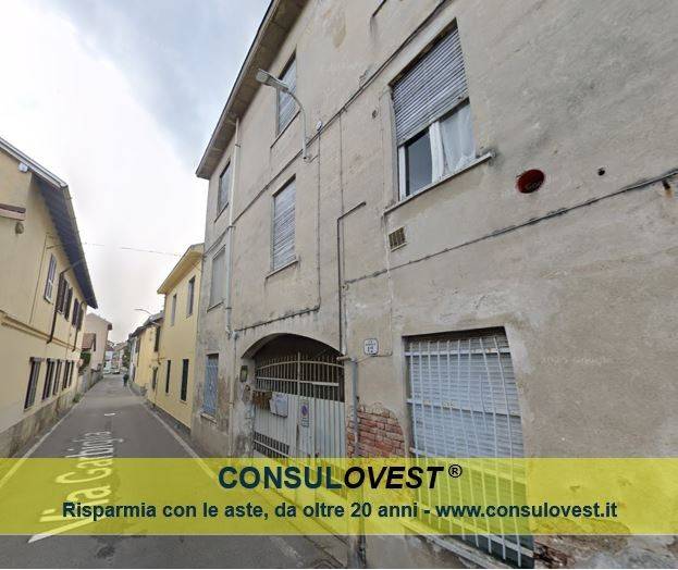casa indipendente in vendita a Vigevano