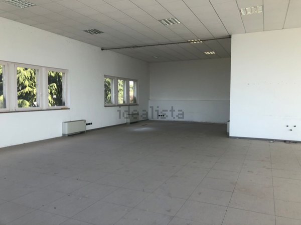 ufficio in vendita a Vigevano