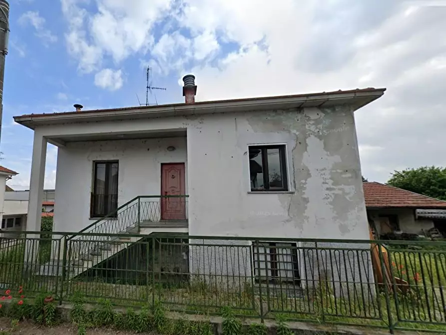 casa indipendente in vendita a Vigevano