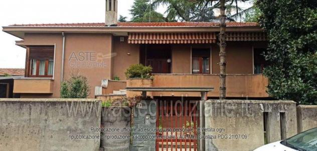 casa indipendente in vendita a Vigevano
