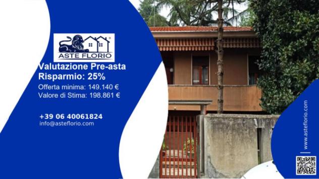 casa indipendente in vendita a Vigevano