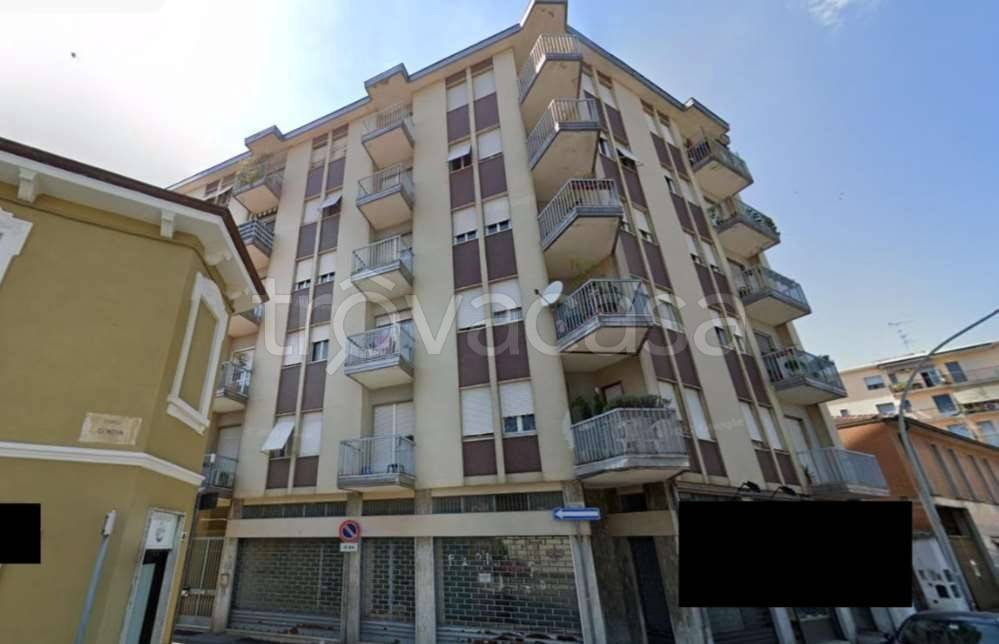 appartamento in vendita a Vigevano in zona Fogliano