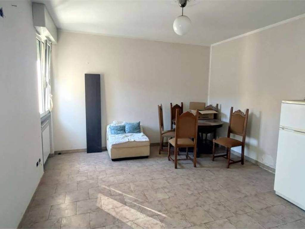 appartamento in vendita a Vigevano in zona Piccolini