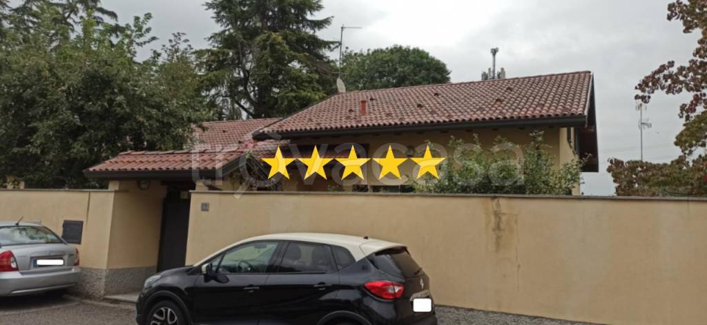 casa indipendente in vendita a Vigevano