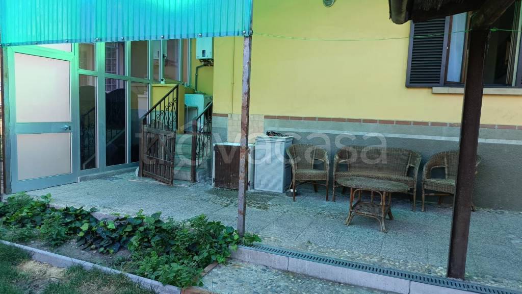 casa indipendente in vendita a Vigevano