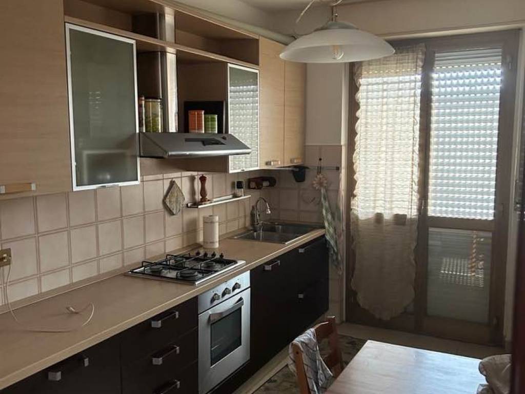 appartamento in vendita a Vigevano in zona Piccolini