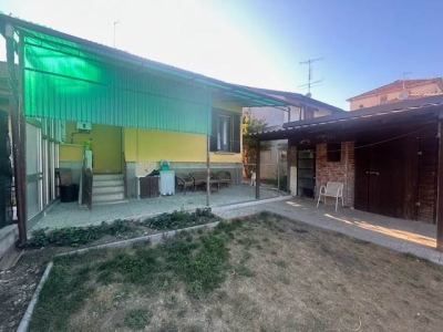 casa indipendente in vendita a Vigevano