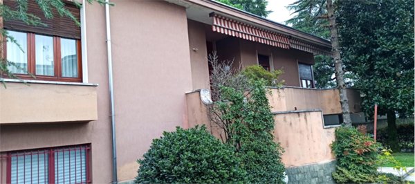 casa indipendente in vendita a Vigevano