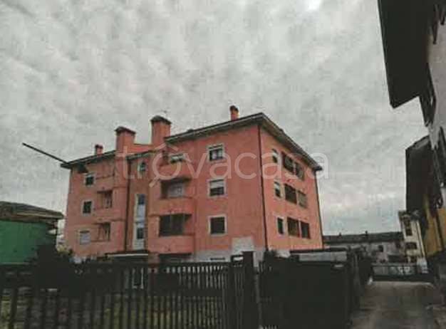 appartamento in vendita a Vigevano in zona Fogliano