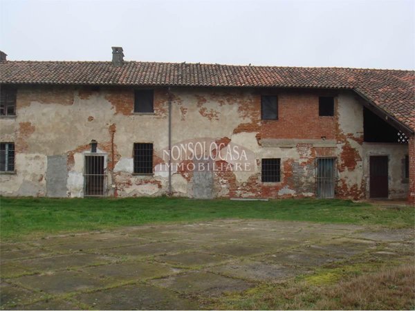 casale in vendita a Vigevano
