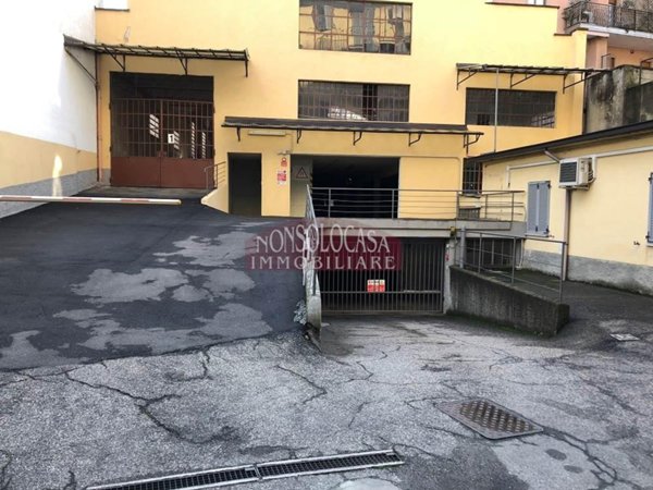negozio in vendita a Vigevano