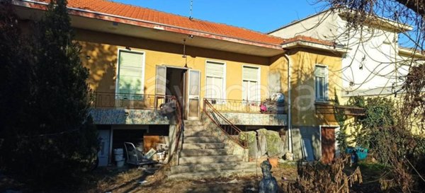 casa indipendente in vendita a Vigevano