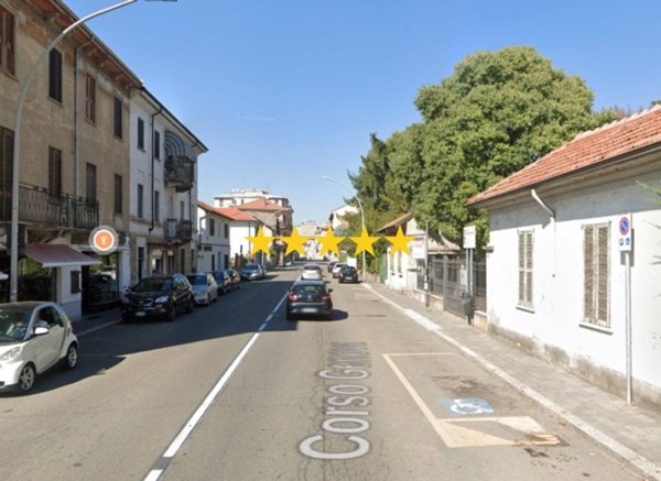 casa indipendente in vendita a Vigevano