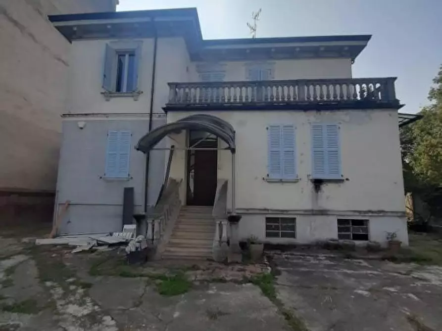 casa indipendente in vendita a Vigevano