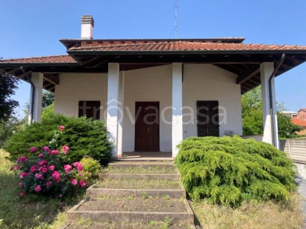 casa indipendente in vendita a Vigevano