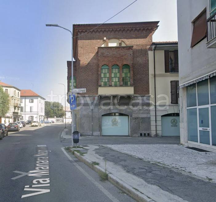 negozio in vendita a Vigevano
