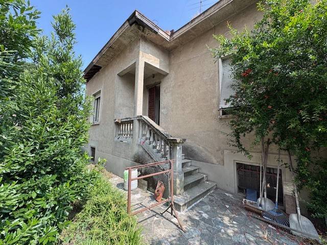 casa indipendente in vendita a Vigevano