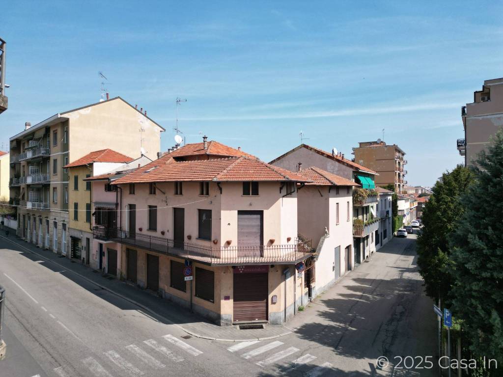negozio in vendita a Vigevano