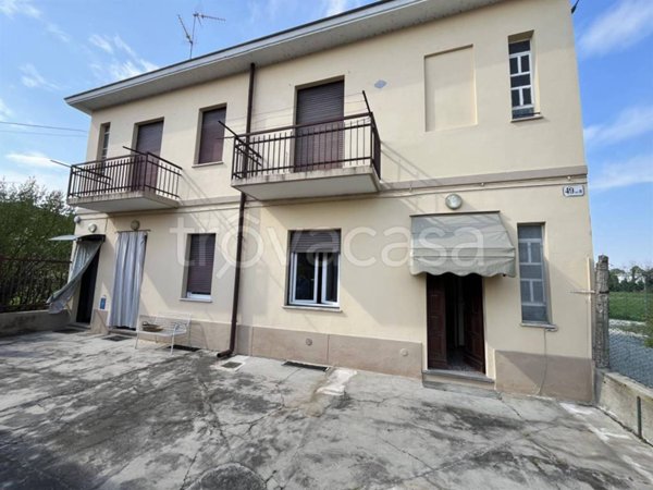 casa indipendente in vendita a Vigevano