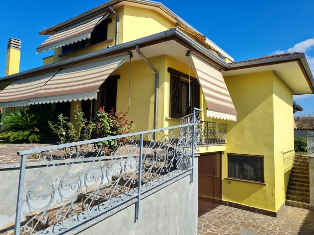 casa indipendente in vendita a Vigevano