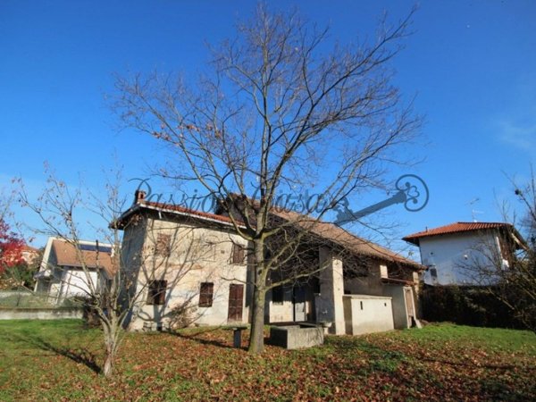 casa indipendente in vendita a Vigevano