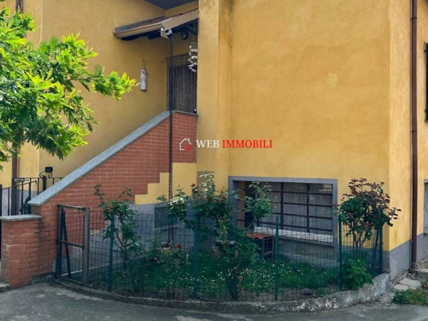 casa indipendente in vendita a Vigevano